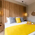 Thalassa, Philian And Hotel