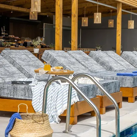 Thalassa, Philian And Hotel Skiathos Town