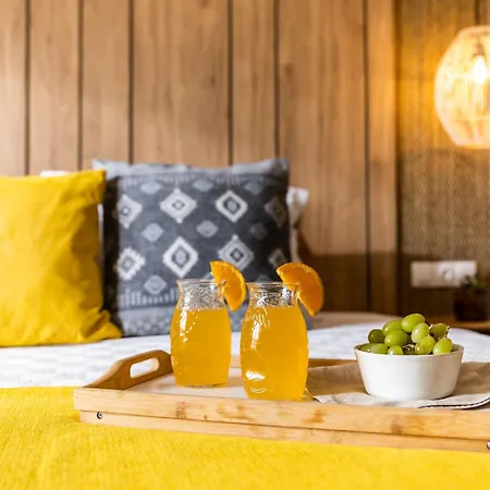 Thalassa, Philian And Hotel Skiathos-Stadt