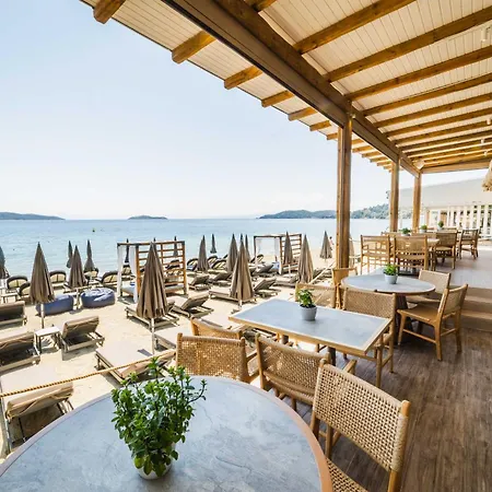 Thalassa, Philian And Skiathos-Stadt