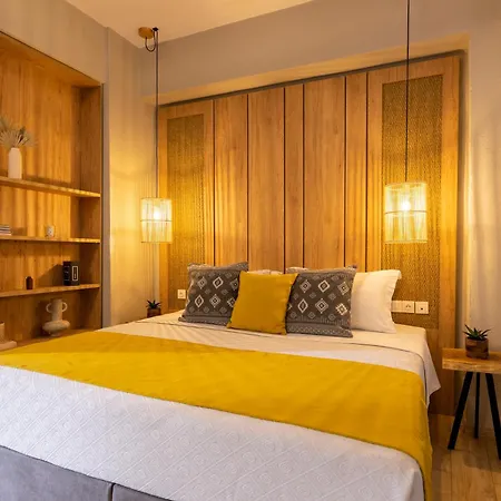 Thalassa, Philian And Szálloda *