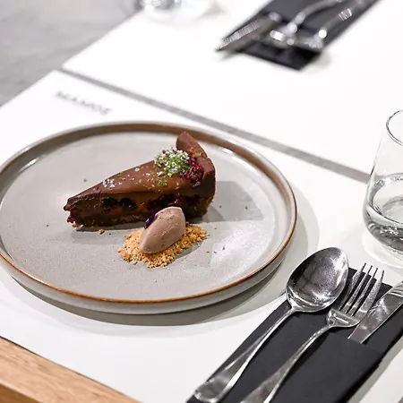 Thalassa, Philian And